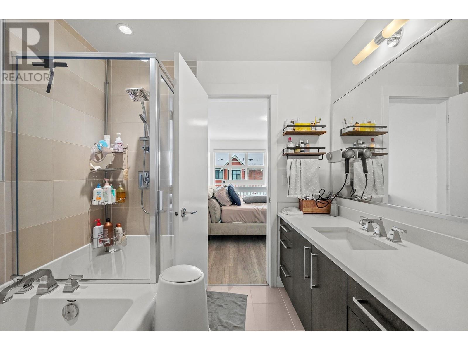 Listing Picture 26 of 35 : 903 8485 NEW HAVEN CLOSE, Burnaby / 本拿比 - 魯藝地產 Yvonne Lu Group - MLS Medallion Club Member