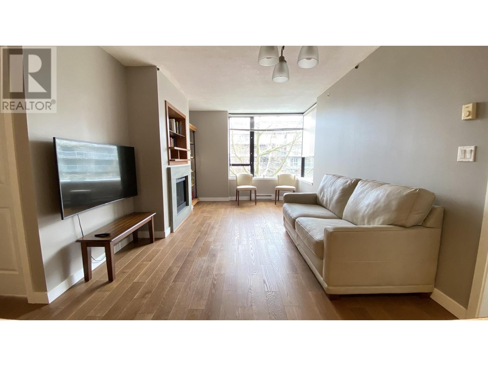 301 6233 KATSURA STREET