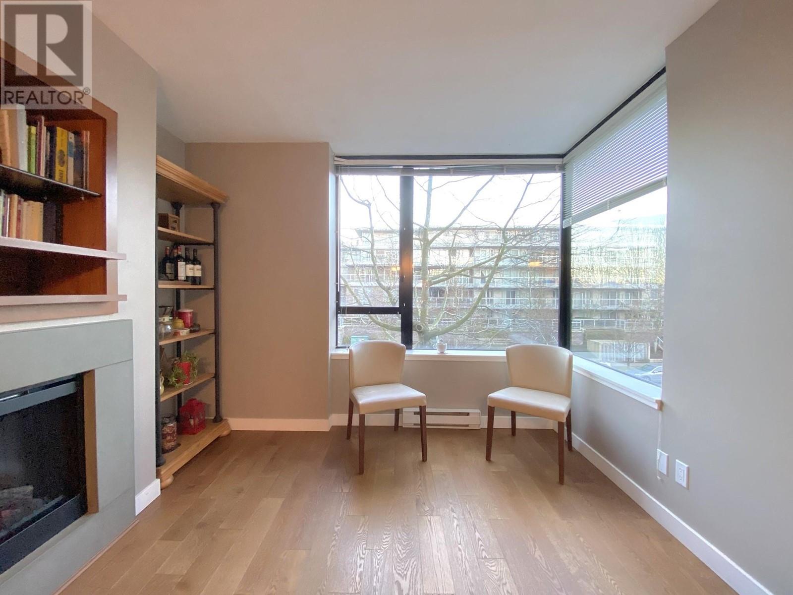 301 6233 KATSURA STREET