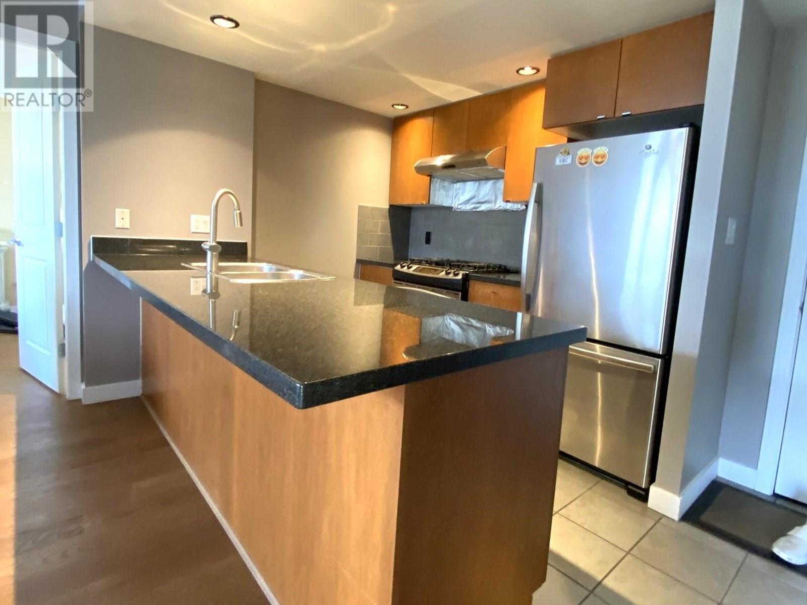 301 6233 KATSURA STREET