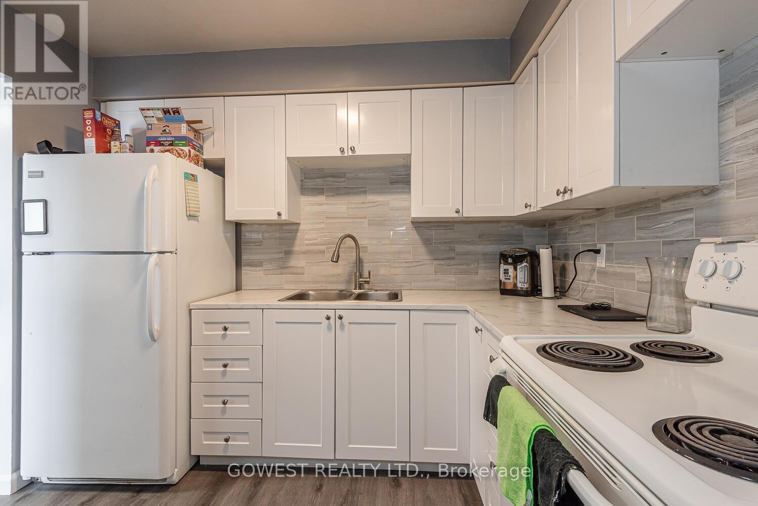 Property at 1701 - 2470 EGLINTON AVENUE W image 2