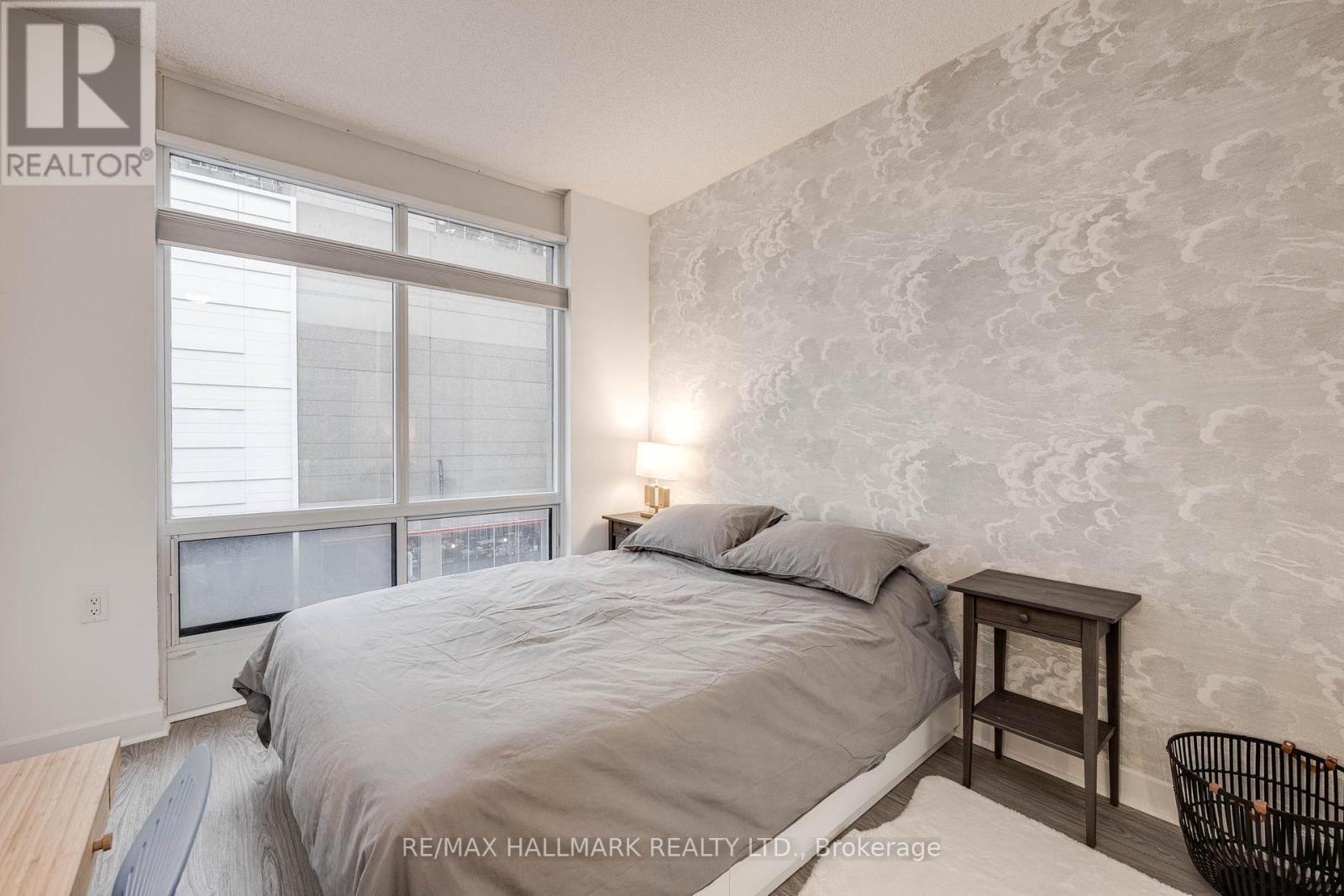 402 - 85 Bloor Street E, Toronto, Ontario  M4W 3Y1 - Photo 11 - C11964264