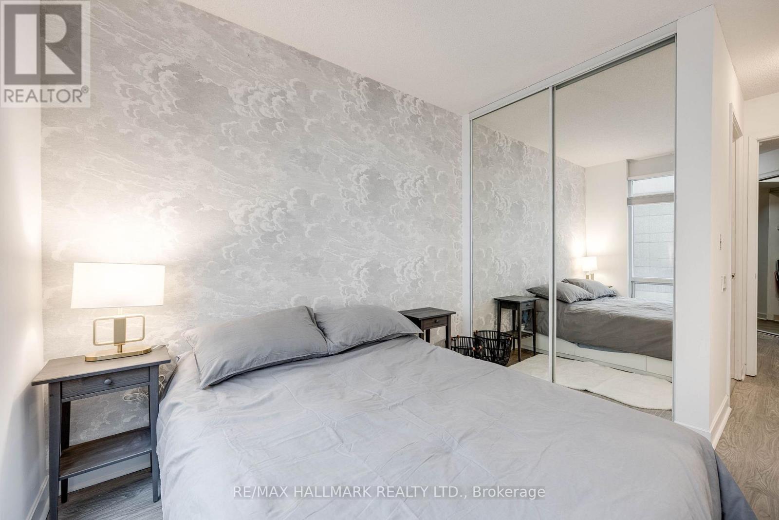 402 - 85 Bloor Street E, Toronto, Ontario  M4W 3Y1 - Photo 12 - C11964264