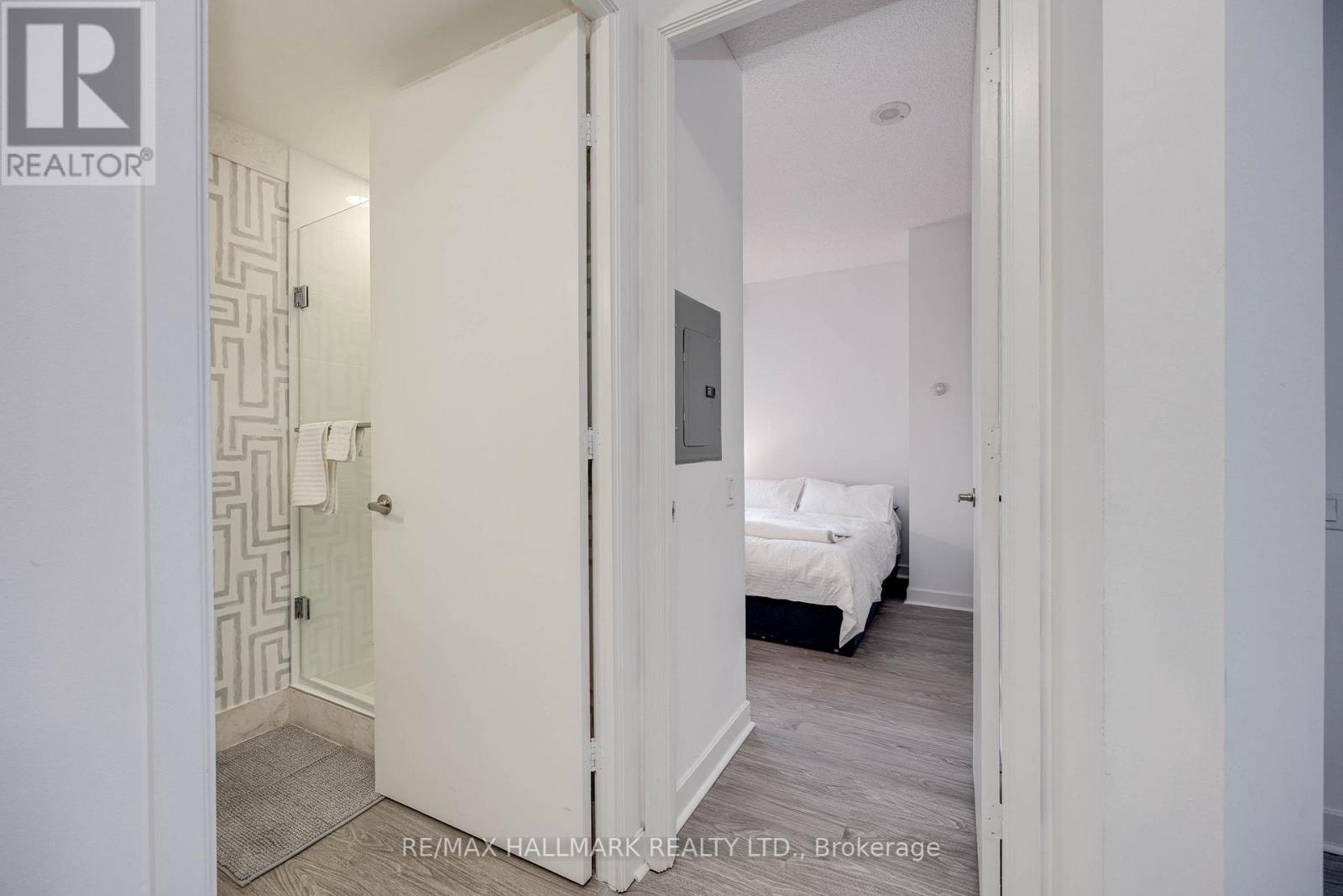 402 - 85 Bloor Street E, Toronto, Ontario  M4W 3Y1 - Photo 7 - C11964264