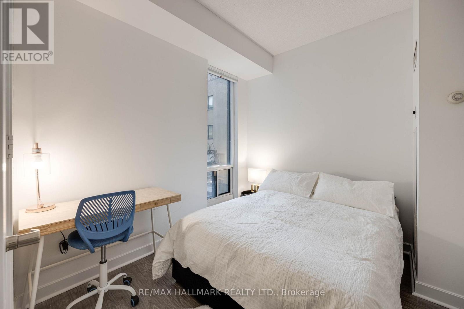 402 - 85 Bloor Street E, Toronto, Ontario  M4W 3Y1 - Photo 8 - C11964264