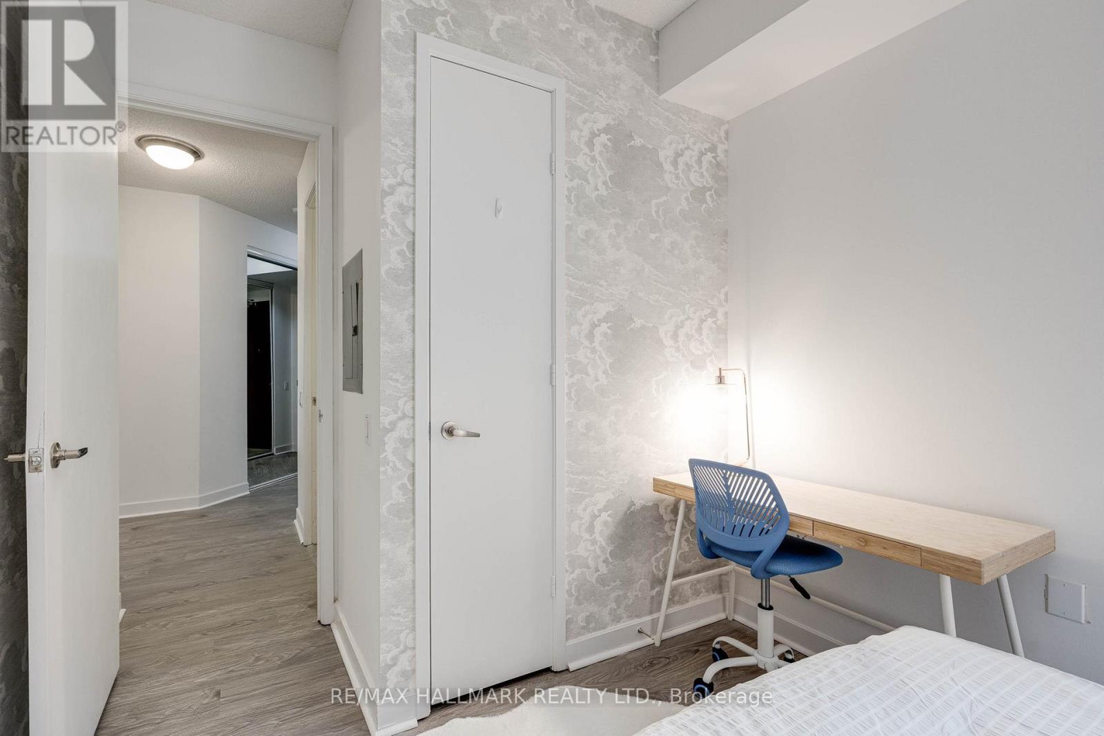 402 - 85 Bloor Street E, Toronto, Ontario  M4W 3Y1 - Photo 9 - C11964264