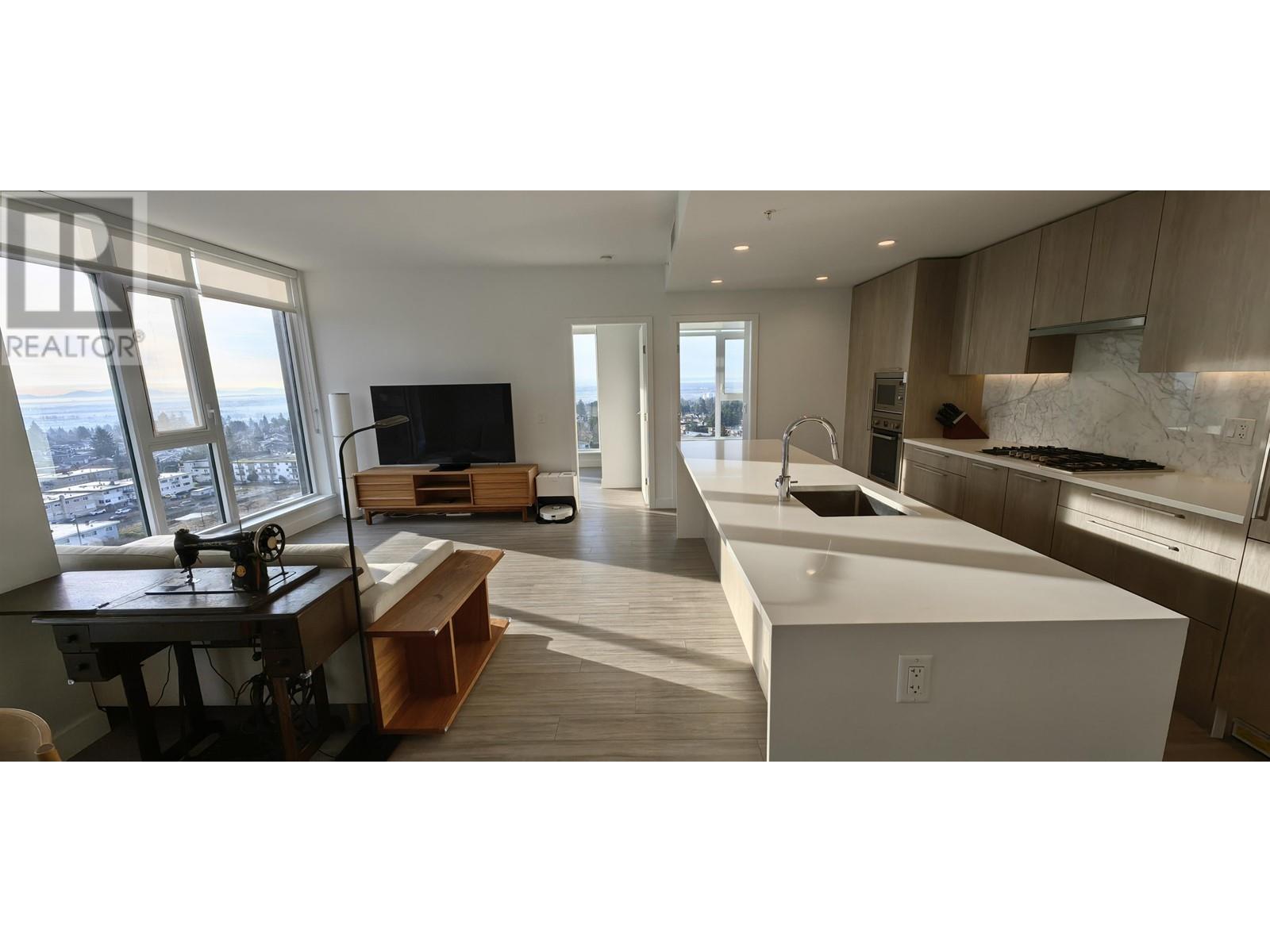 Listing Picture 3 of 37 : 1501 6398 SILVER AVENUE, Burnaby / 本拿比 - 魯藝地產 Yvonne Lu Group - MLS Medallion Club Member