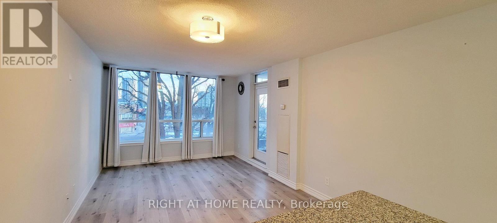 306 - 60 Disera Drive, Vaughan, Ontario  L4J 9G1 - Photo 10 - N11964290