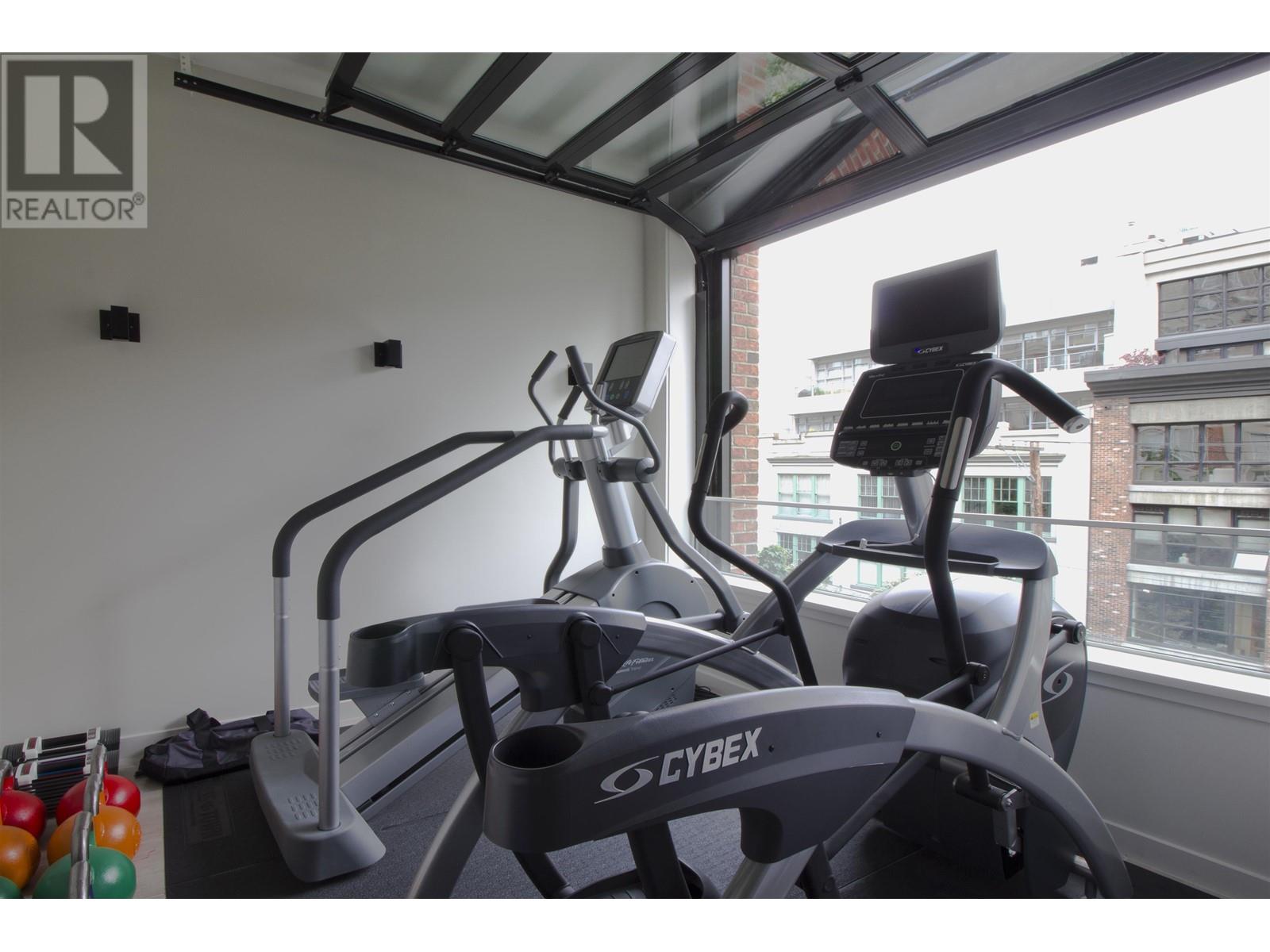 Listing Picture 10 of 25 : 401 1241 HOMER STREET, Vancouver / 溫哥華 - 魯藝地產 Yvonne Lu Group - MLS Medallion Club Member