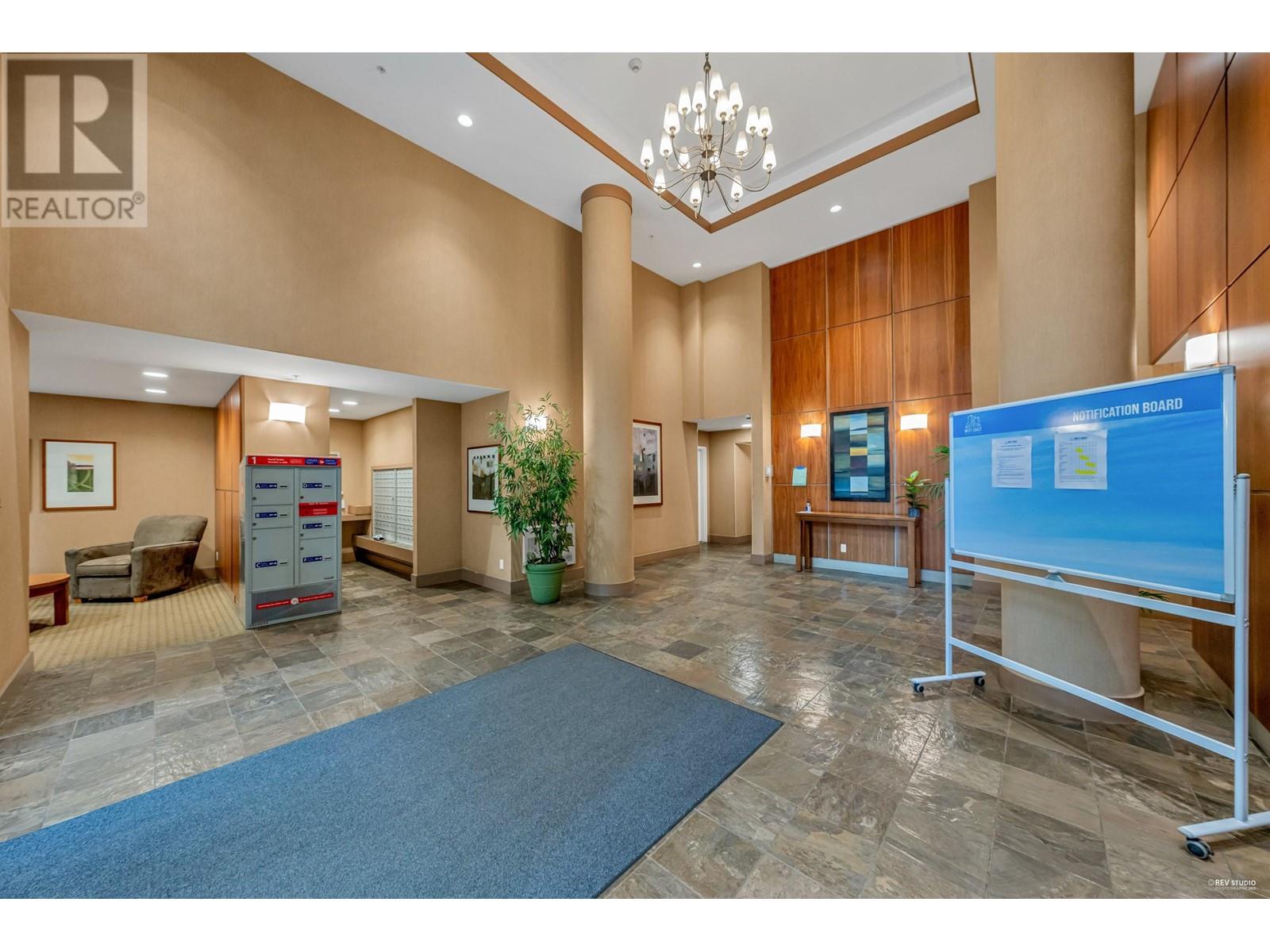 Listing Picture 28 of 31 : 2402 2138 MADISON AVENUE, Burnaby / 本拿比 - 魯藝地產 Yvonne Lu Group - MLS Medallion Club Member