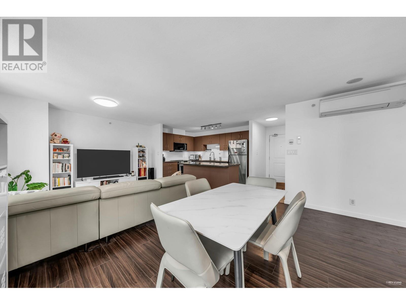 Listing Picture 19 of 31 : 2402 2138 MADISON AVENUE, Burnaby / 本拿比 - 魯藝地產 Yvonne Lu Group - MLS Medallion Club Member