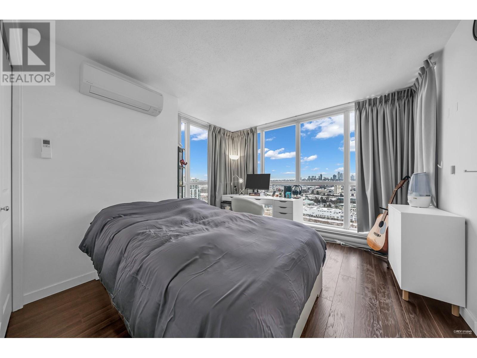 Listing Picture 13 of 31 : 2402 2138 MADISON AVENUE, Burnaby / 本拿比 - 魯藝地產 Yvonne Lu Group - MLS Medallion Club Member