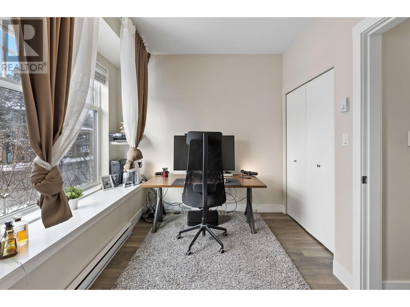 Listing Picture 20 of 40 : 1 5152 CANADA WAY, Burnaby / 本拿比 - 魯藝地產 Yvonne Lu Group - MLS Medallion Club Member