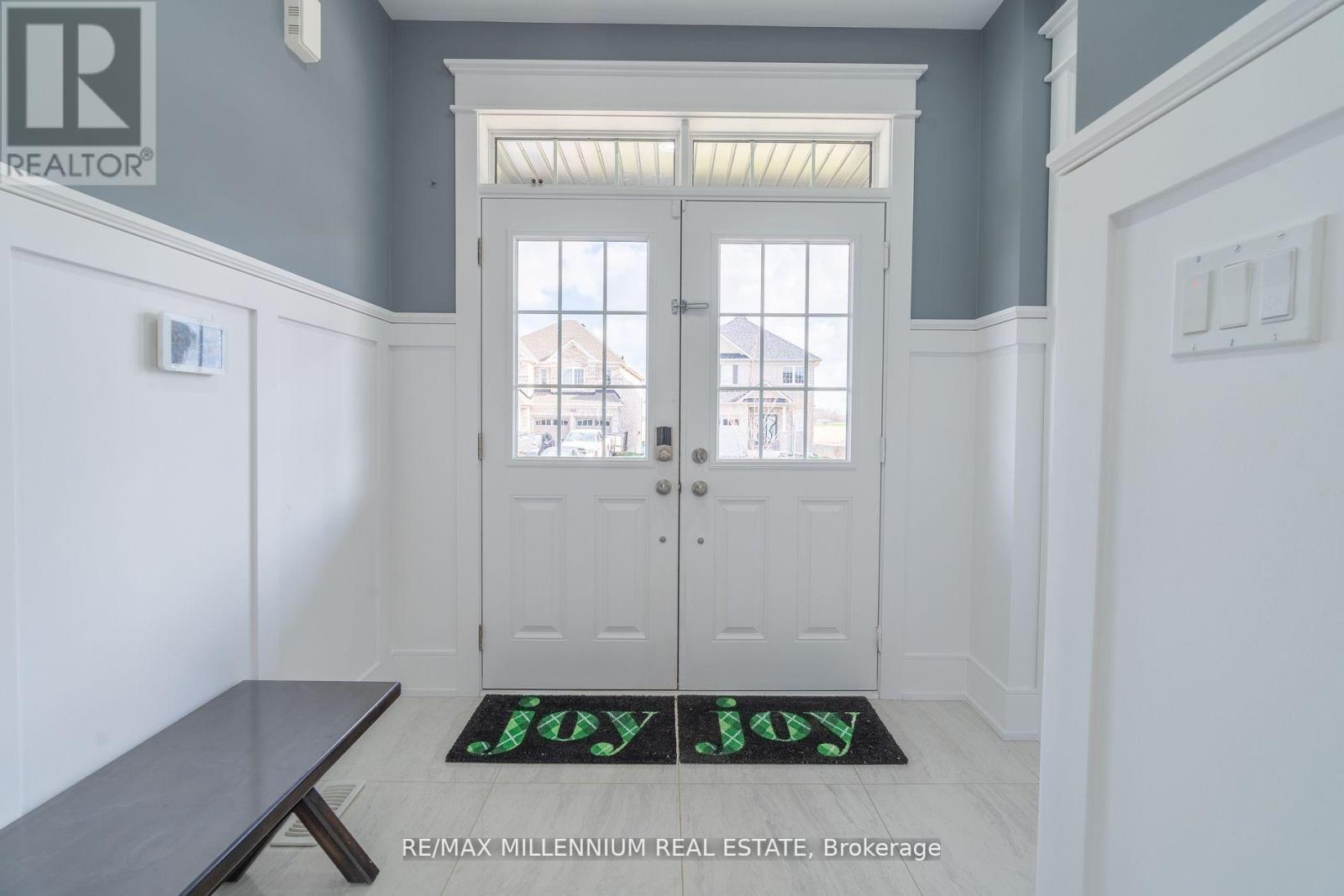 Property at 732 GILMOUR CRESCENT image 3