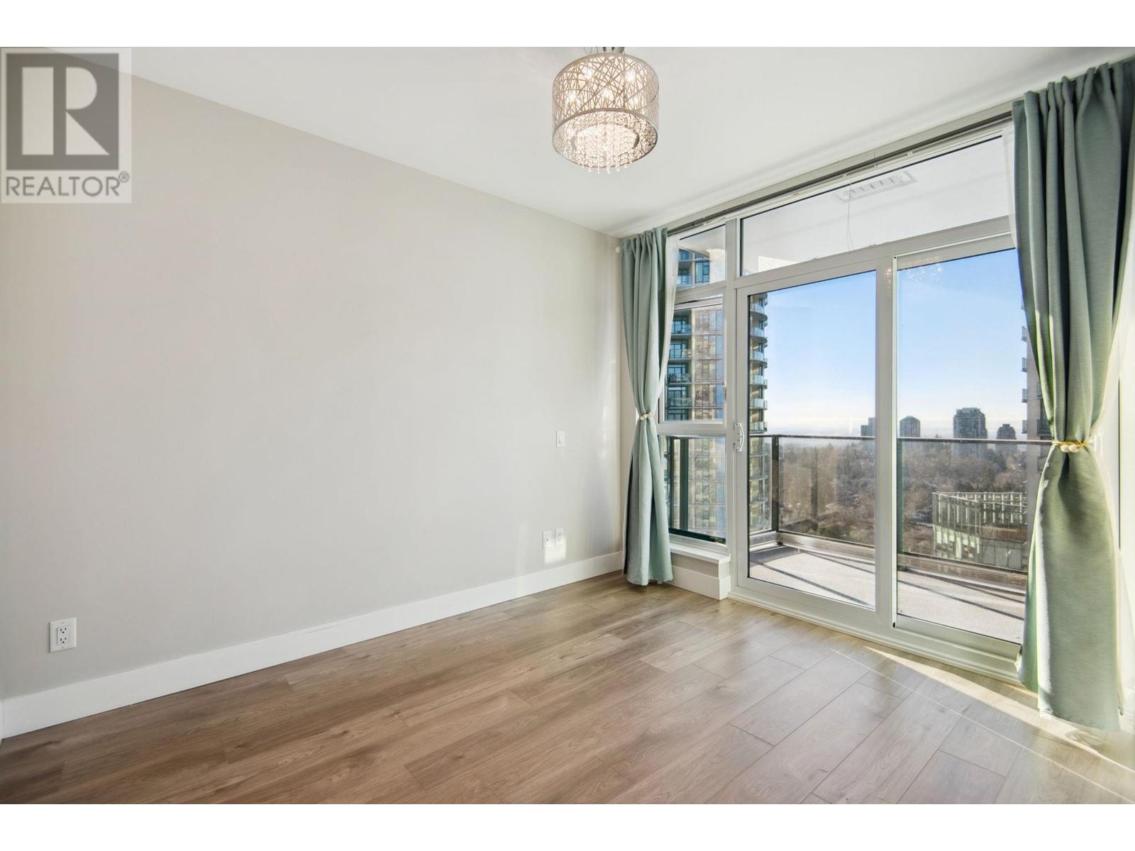 Listing Picture 16 of 40 : 1711 7303 NOBLE LANE, Burnaby / 本拿比 - 魯藝地產 Yvonne Lu Group - MLS Medallion Club Member