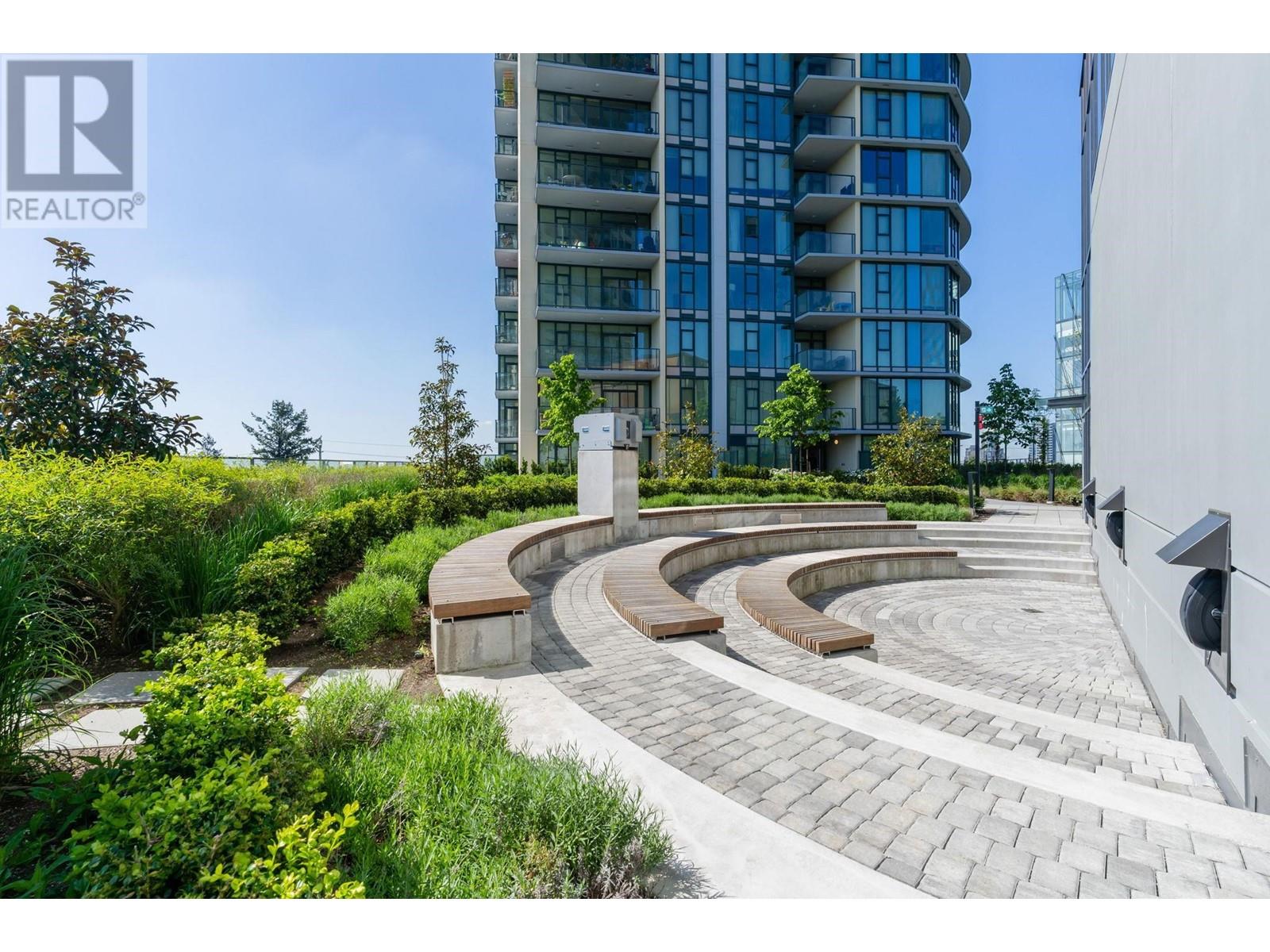Listing Picture 38 of 40 : 1711 7303 NOBLE LANE, Burnaby / 本拿比 - 魯藝地產 Yvonne Lu Group - MLS Medallion Club Member