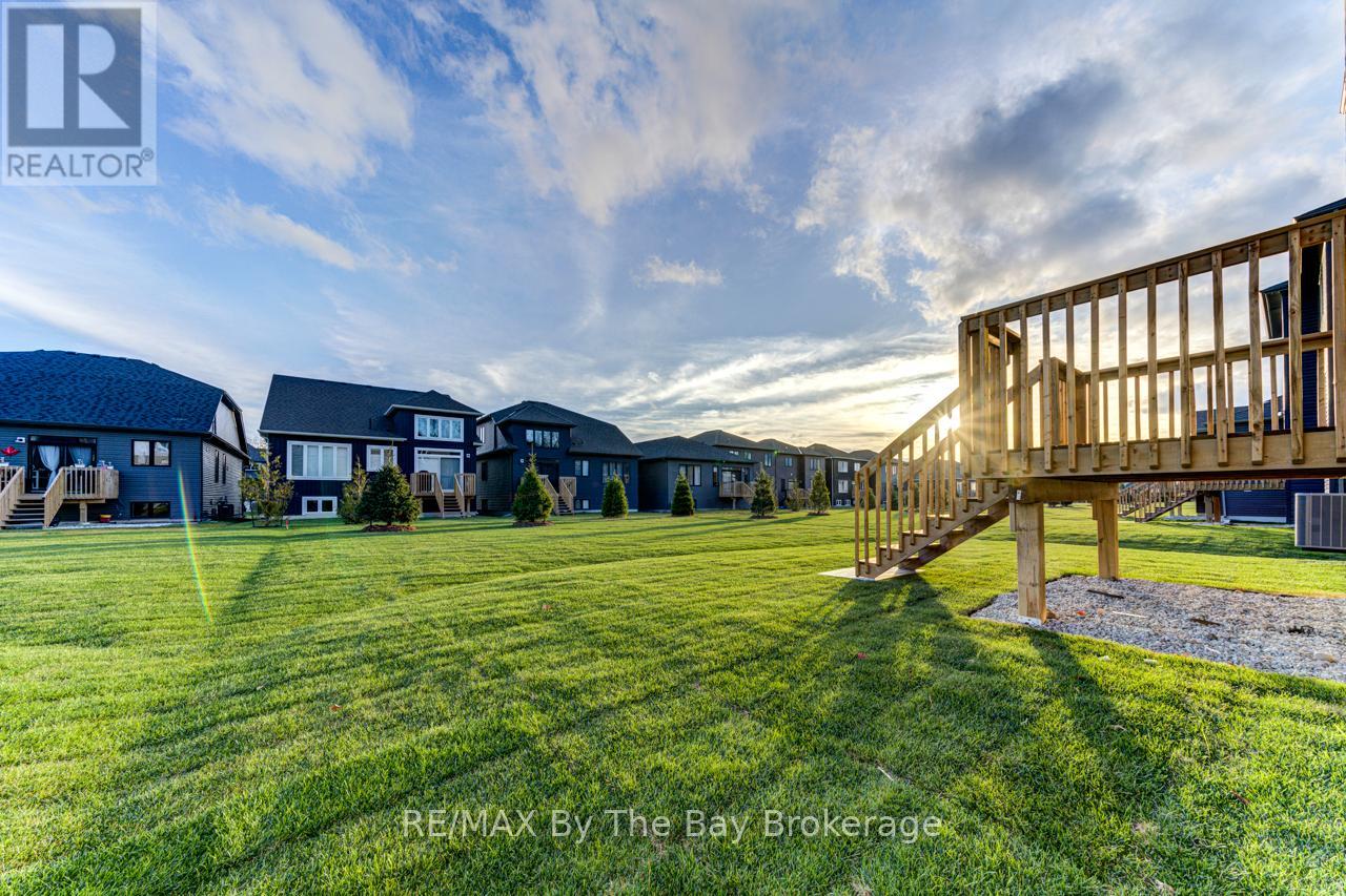 162 Mapleside Drive, Wasaga Beach, Ontario  L9Z 0L4 - Photo 37 - S11958907