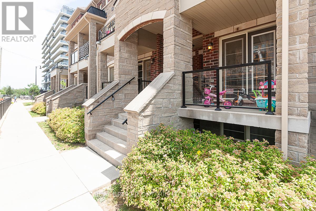 Property at 51 - 200 VETERANS DRIVE image 1