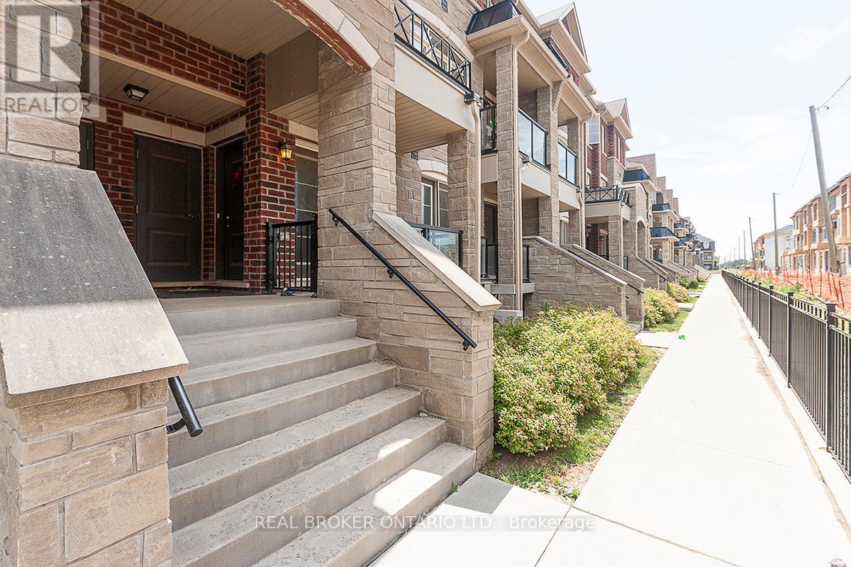 Property at 51 - 200 VETERANS DRIVE image 2