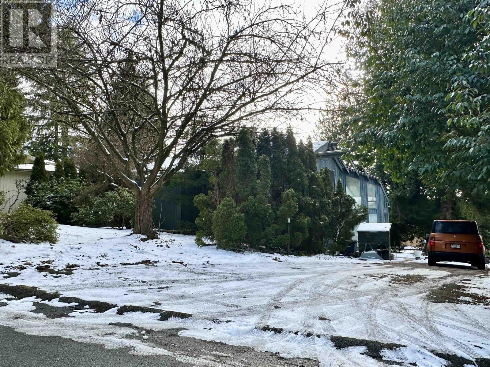 280 Mariner Way, Coquitlam, British Columbia  V3K 1N4 - Photo 6 - R2964265