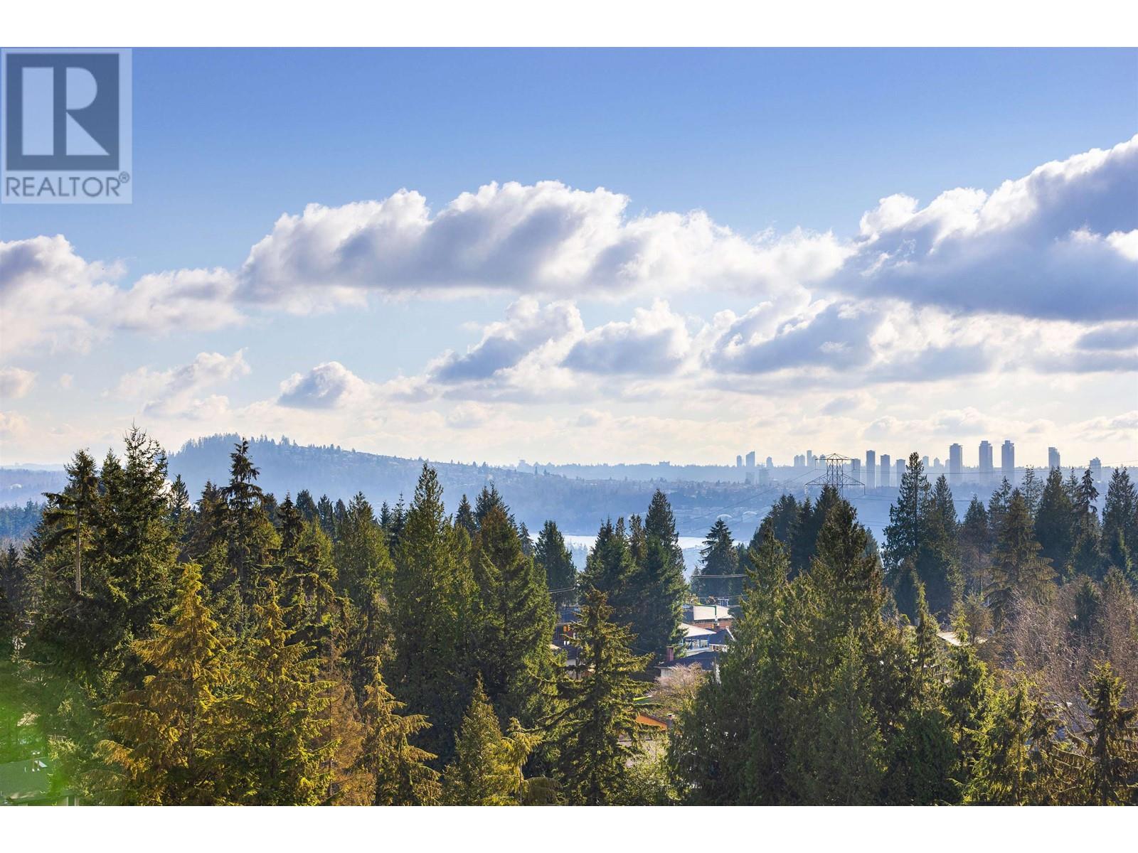 1004 2325 Emery Court, North Vancouver, British Columbia  V7R 3A6 - Photo 2 - R2958564