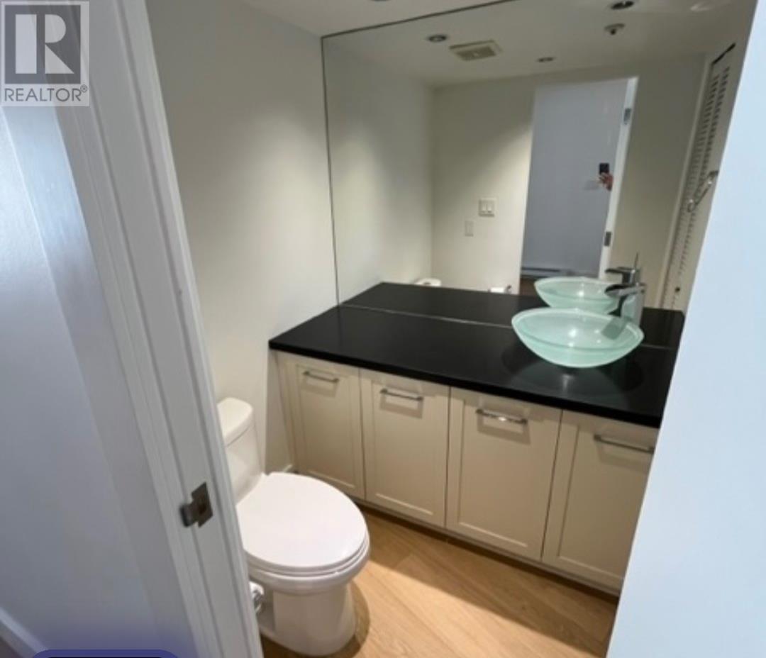 Listing Picture 7 of 14 : 505 990 BEACH AVENUE, Vancouver / 溫哥華 - 魯藝地產 Yvonne Lu Group - MLS Medallion Club Member