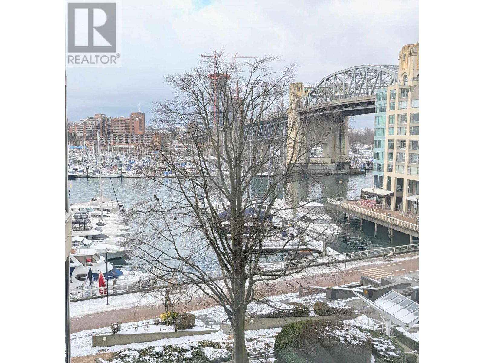 Listing Picture 9 of 14 : 505 990 BEACH AVENUE, Vancouver / 溫哥華 - 魯藝地產 Yvonne Lu Group - MLS Medallion Club Member