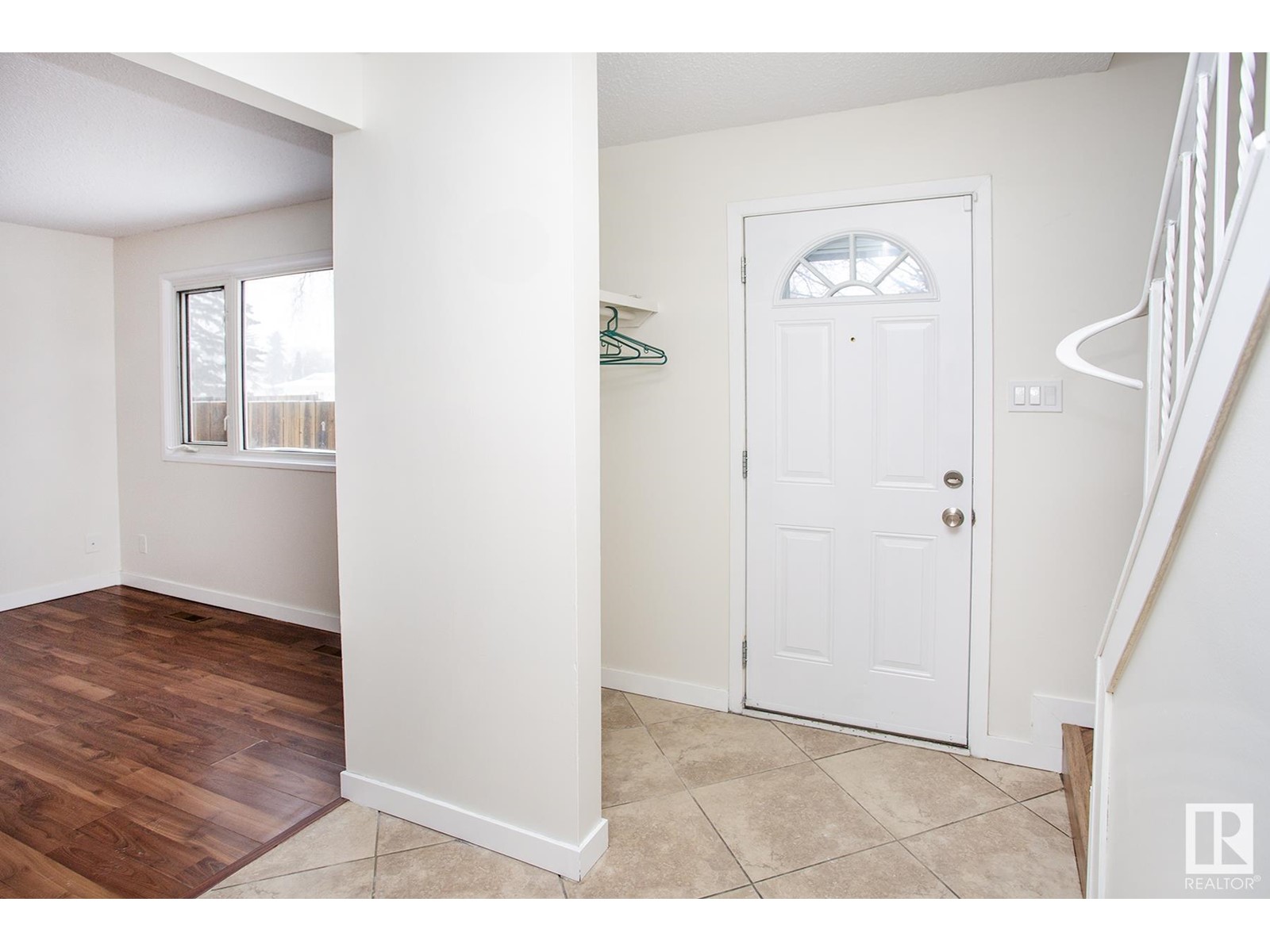 Property at 4 BELMEAD GARDENS GD NW image 4