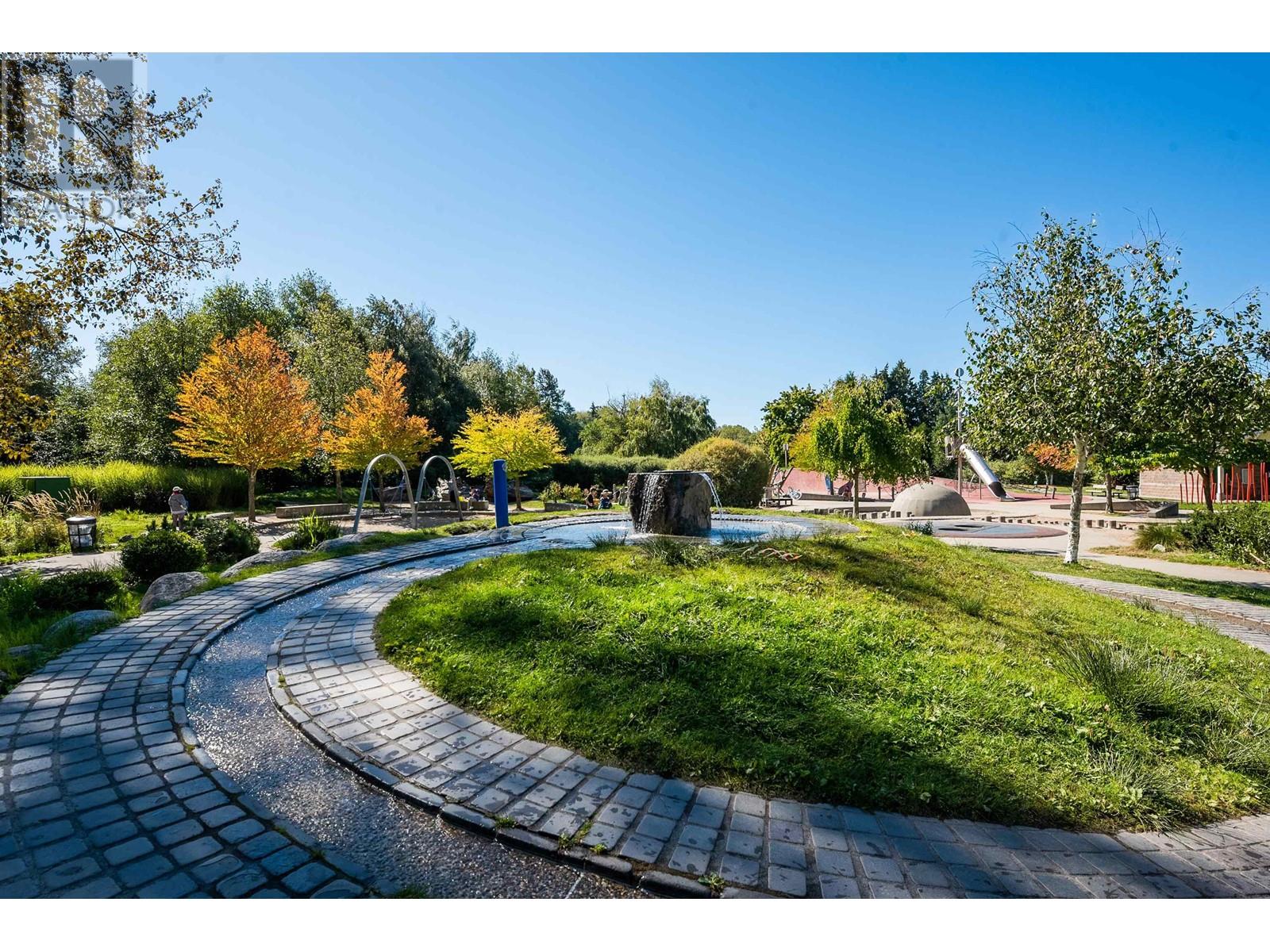 Listing Picture 28 of 36 : 214 9333 ALBERTA ROAD, Richmond / 烈治文 - 魯藝地產 Yvonne Lu Group - MLS Medallion Club Member