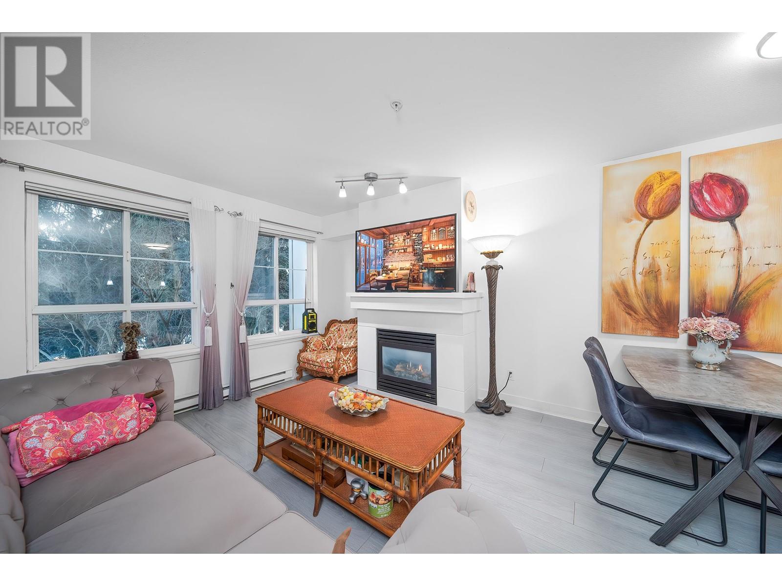 Listing Picture 8 of 36 : 214 9333 ALBERTA ROAD, Richmond / 烈治文 - 魯藝地產 Yvonne Lu Group - MLS Medallion Club Member