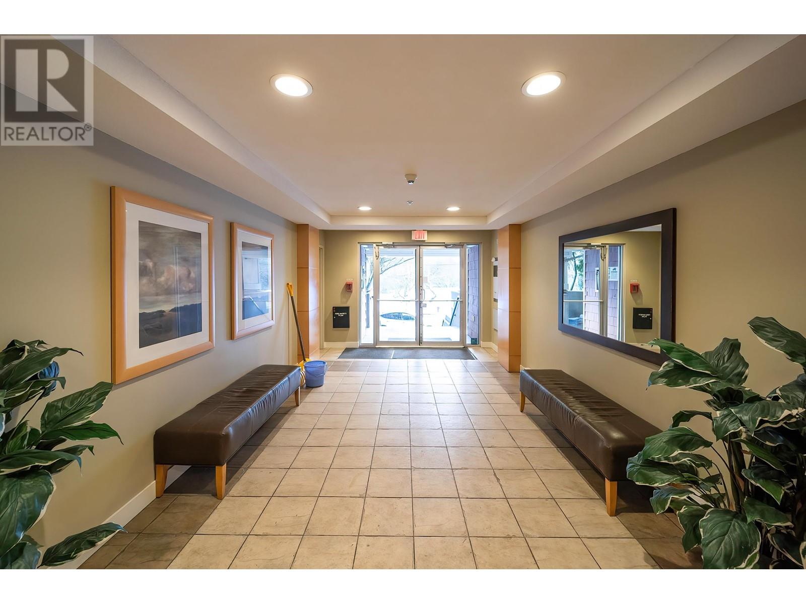 Listing Picture 4 of 36 : 214 9333 ALBERTA ROAD, Richmond / 烈治文 - 魯藝地產 Yvonne Lu Group - MLS Medallion Club Member