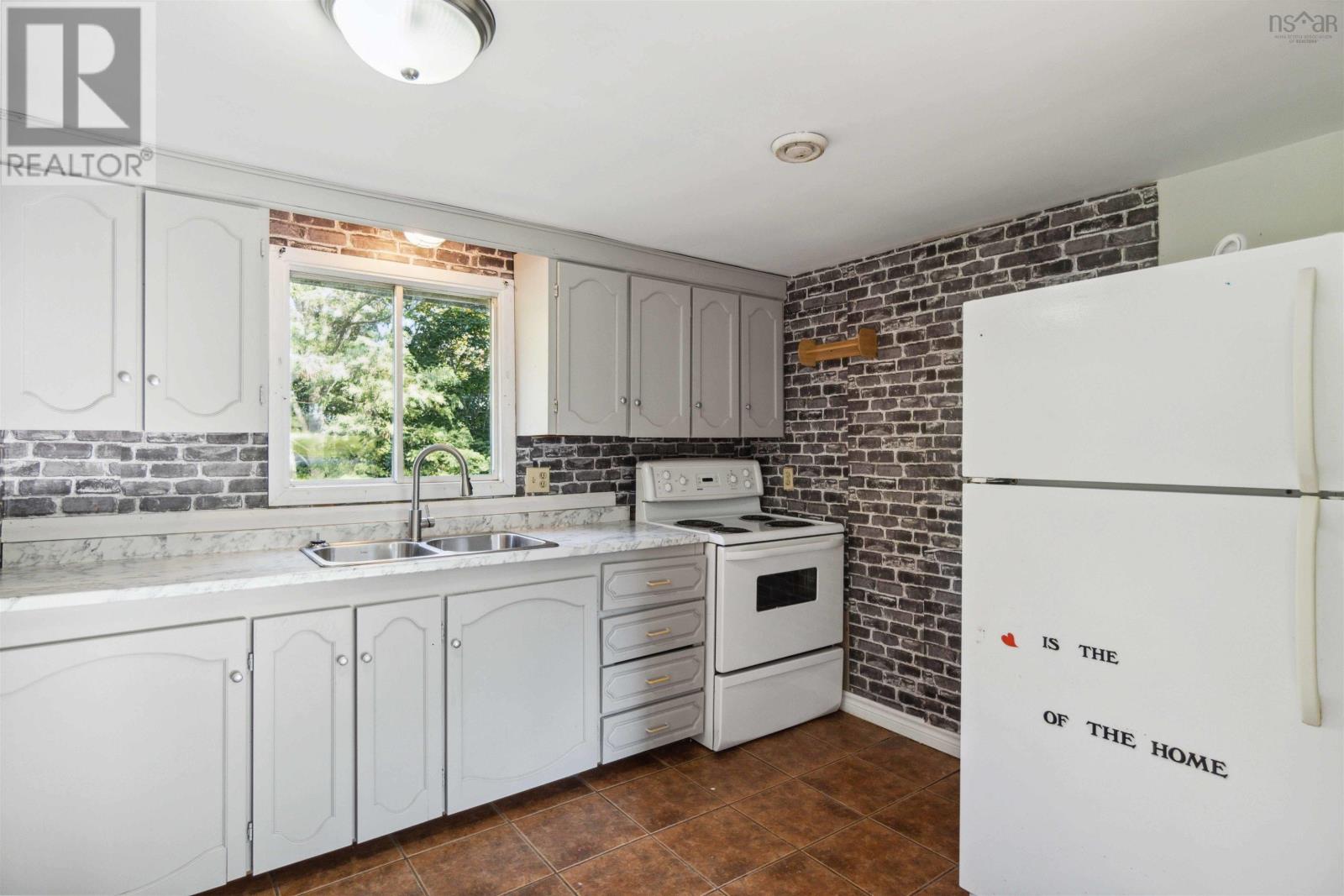 509 Wentworth Road, Wentworth Creek, Nova Scotia  B0N 2T0 - Photo 11 - 202502569