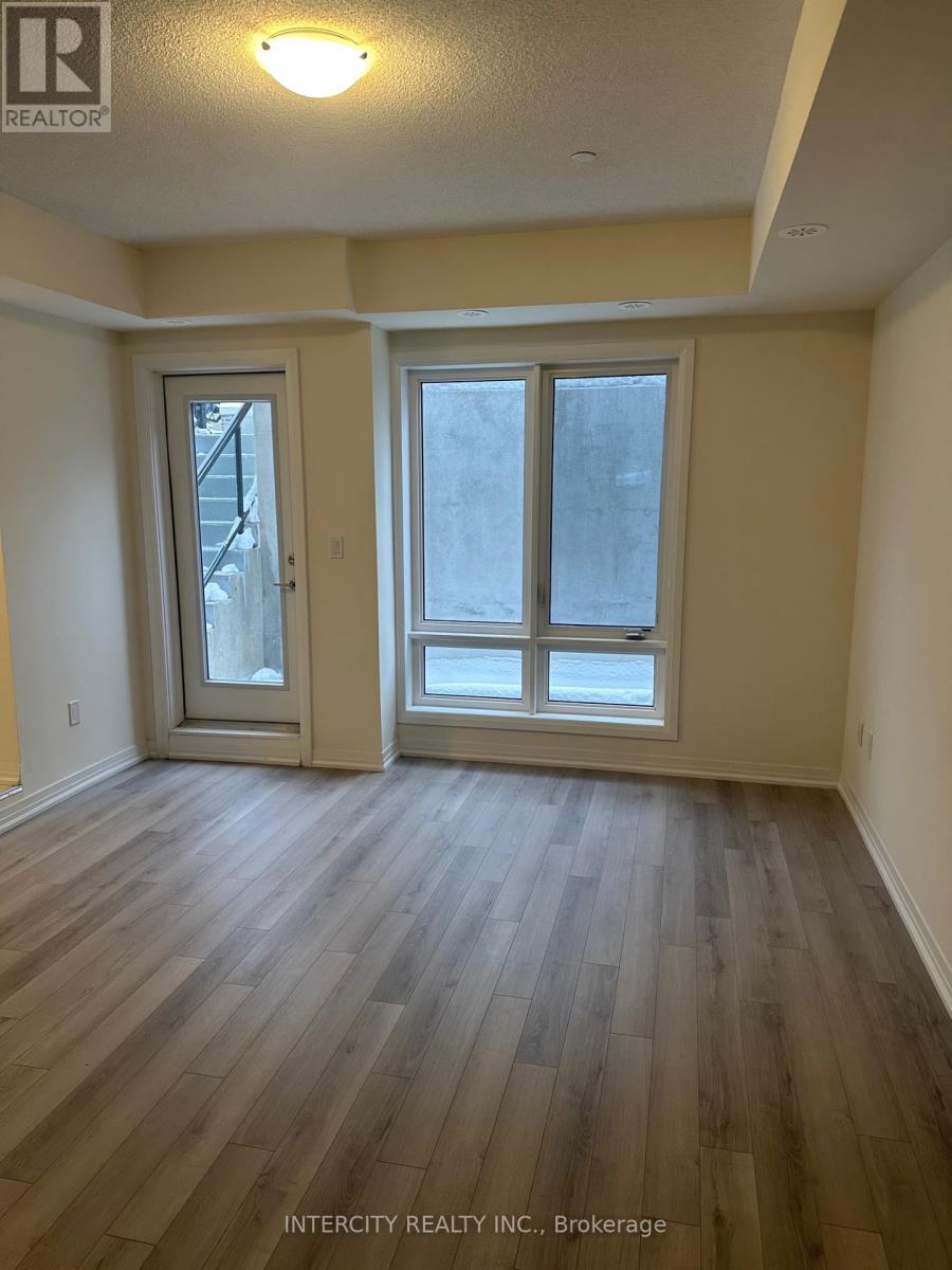 15 - 235 Mclevin Avenue, Toronto, Ontario  M1B 0E8 - Photo 2 - E11963059