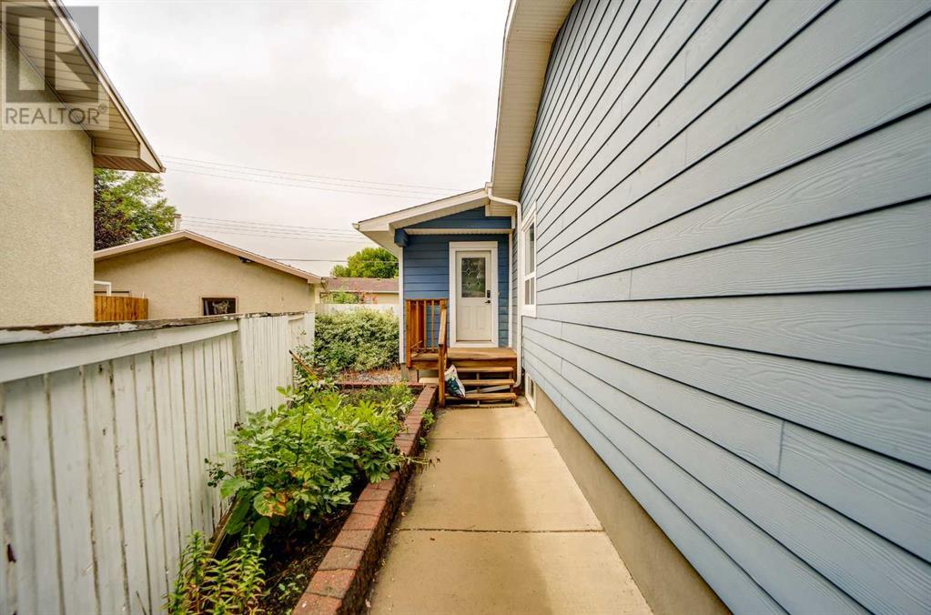 1810 10 Street, Coaldale, Alberta  T1M 1B1 - Photo 40 - A2193572