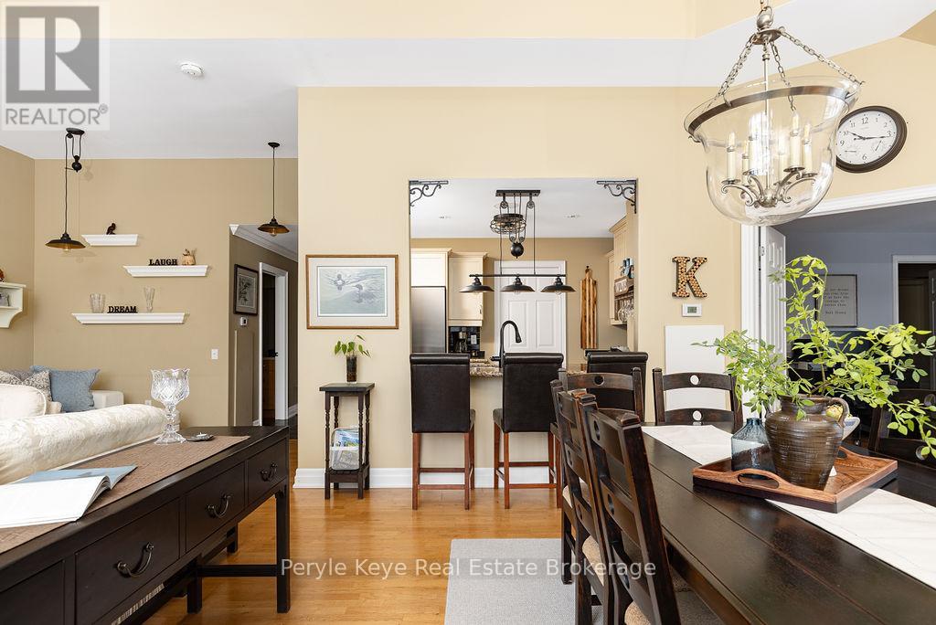 601 - 130 Steamship Bay Road, Gravenhurst, Ontario  P1P 1Z9 - Photo 2 - X11964633