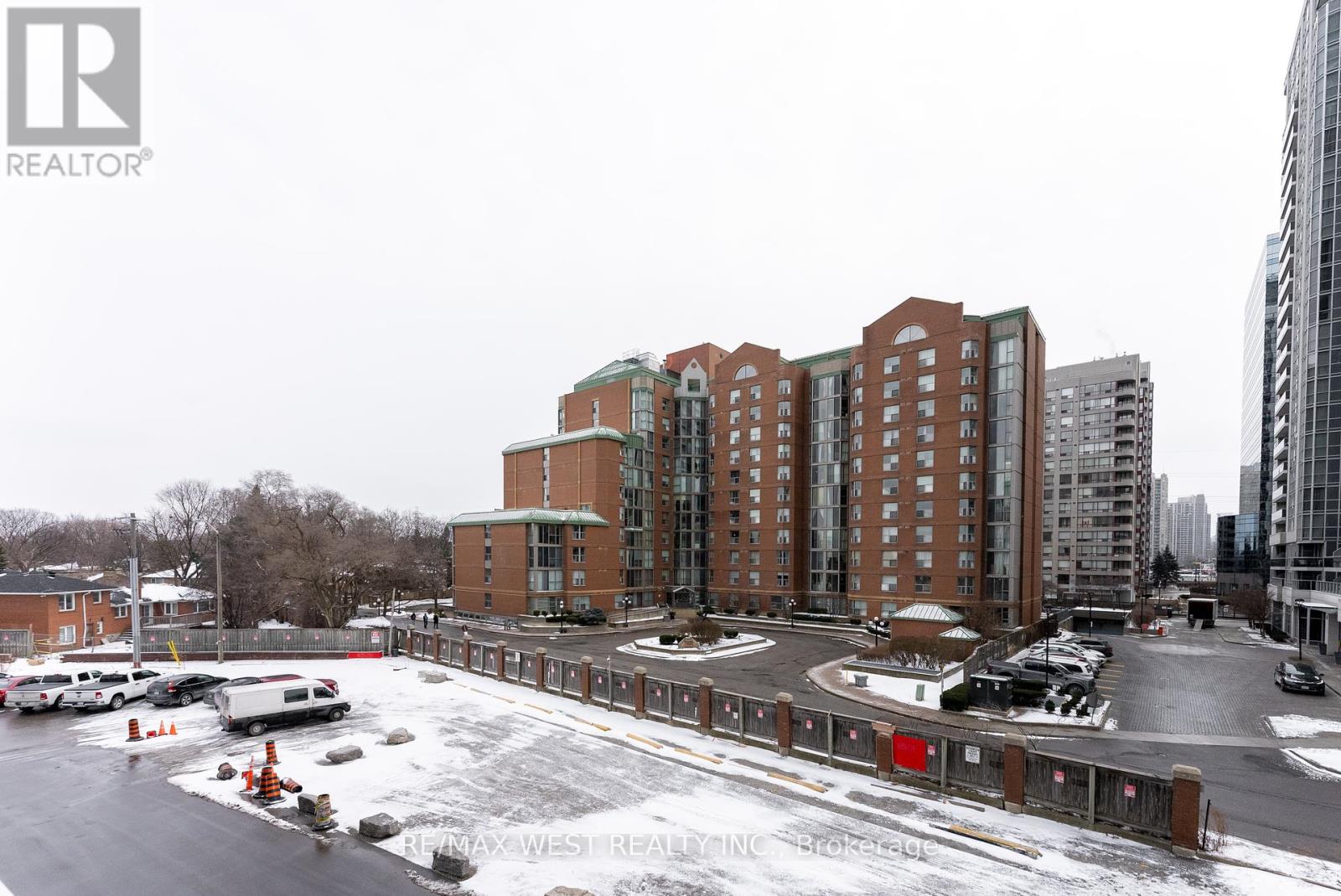 314 - 8 Olympic Garden Drive, Toronto (Newtonbrook East), Ontario  M2M 0B9 - Photo 32 - C11961660