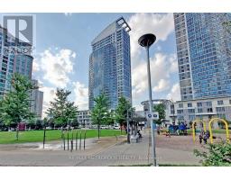 2602 - 36 LEE CENTRE DRIVE, Toronto, Ontario