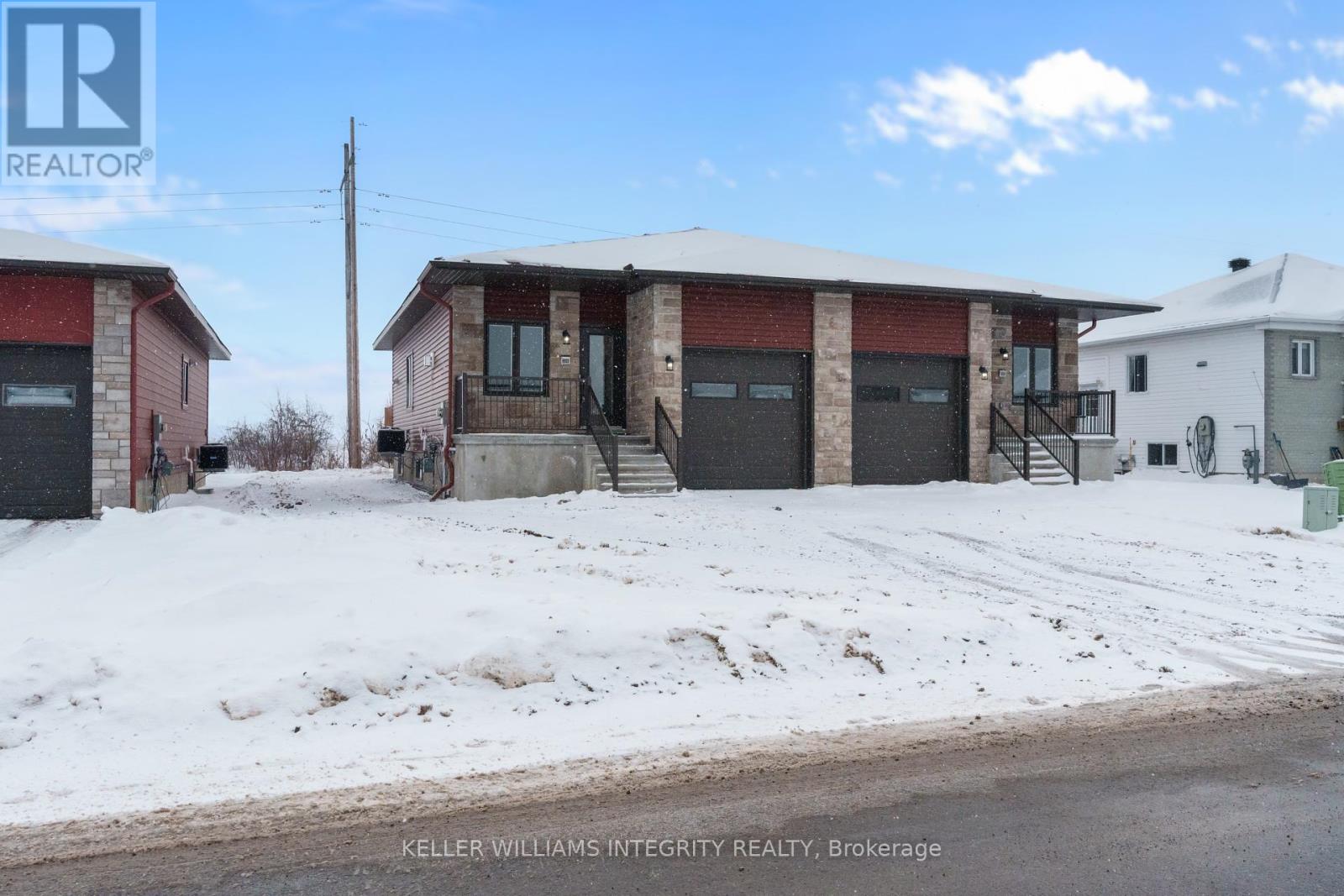 1033 Jacynthe Street, Hawkesbury, Ontario  K6A 3V9 - Photo 3 - X11956468