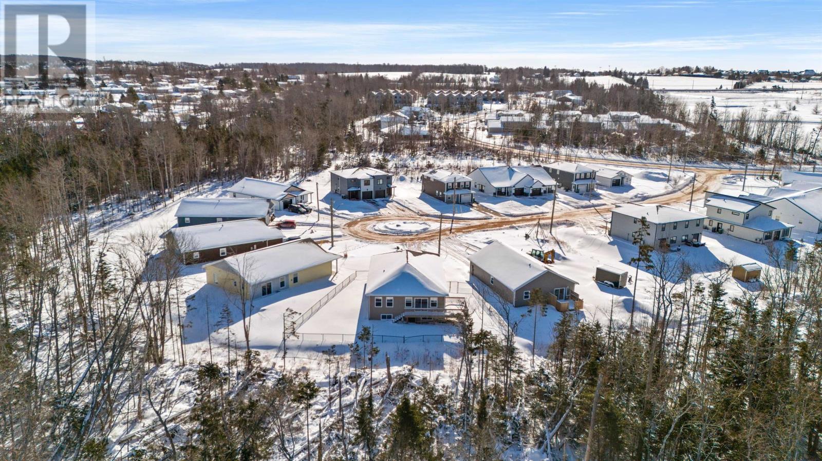 33 Balderston Court, Stratford, Prince Edward Island  C1B 2W2 - Photo 46 - 202502585