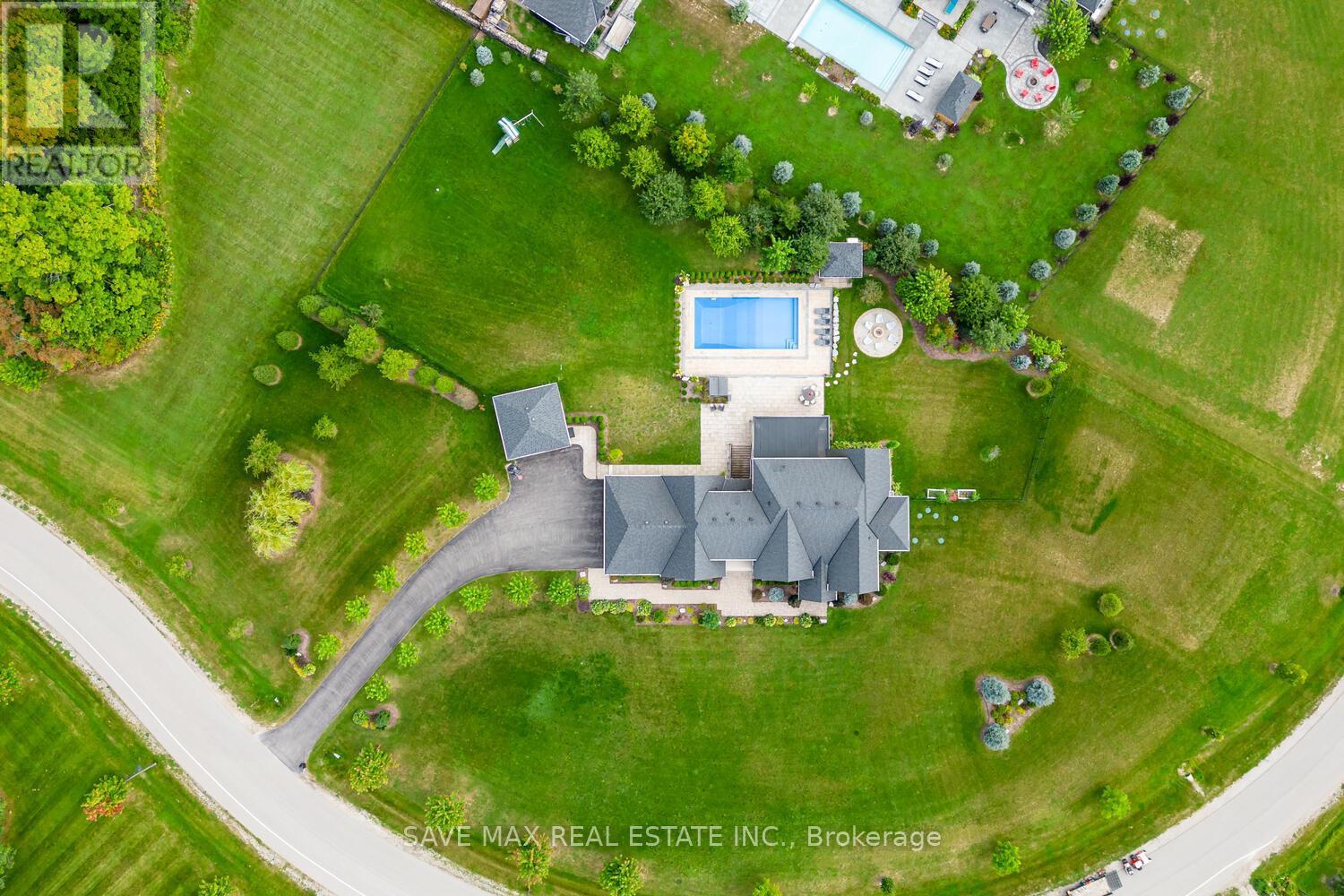 85 Autumn Circle, Halton Hills (Rural Halton Hills), Ontario  L0P 1H0 - Photo 38 - W11960081