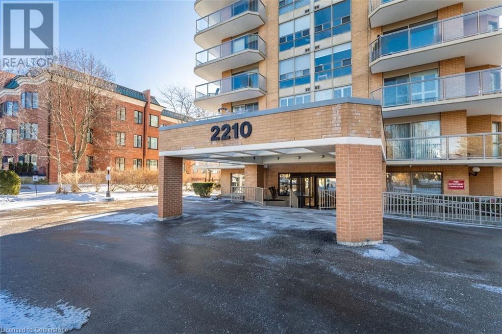 2210 Lakeshore Road Unit# 304, Burlington, Ontario  L7R 4J9 - Photo 2 - 40695263