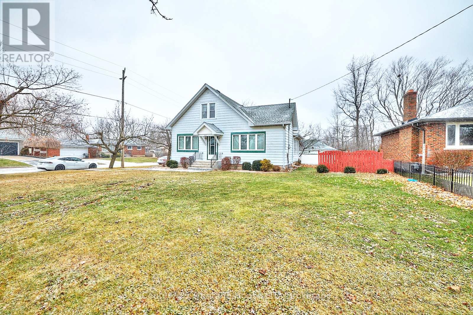 Property at 205 MURRAY STREET image 1