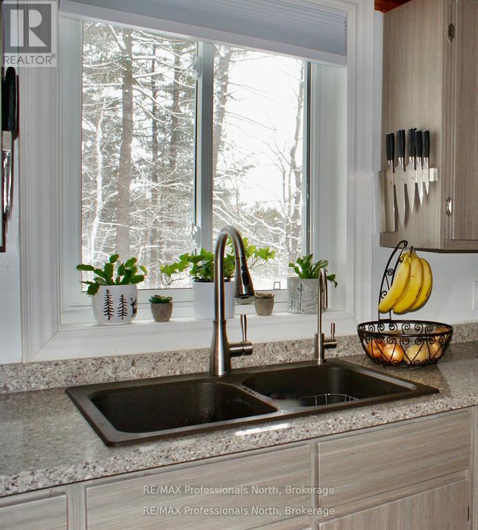 1012 Parasol Drive, Algonquin Highlands, Ontario  K0M 1J2 - Photo 13 - X11964908