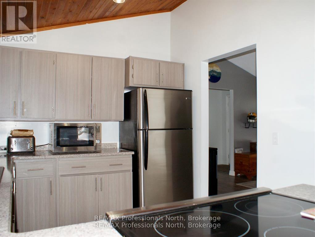 1012 Parasol Drive, Algonquin Highlands, Ontario  K0M 1J2 - Photo 17 - X11964908
