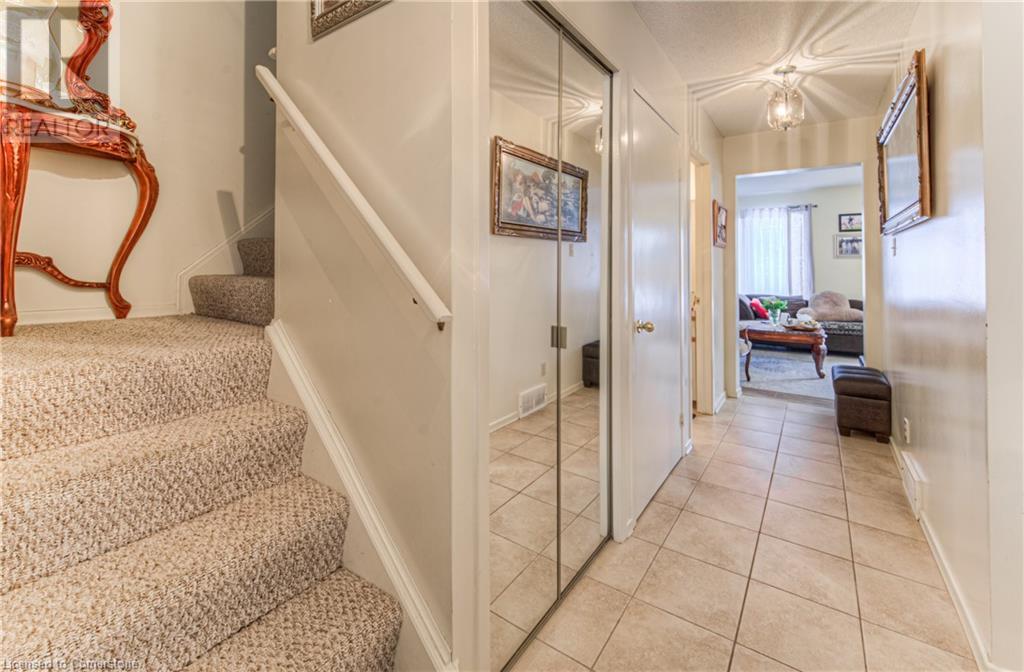Property at 395 KINGSCOURT Drive Unit# 5 image 4