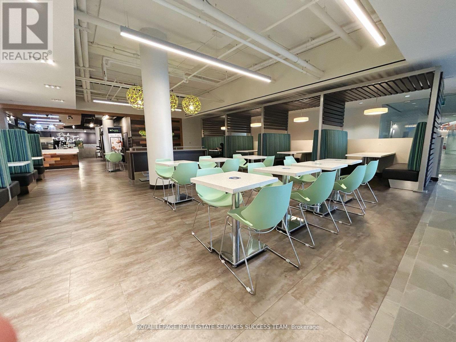 150 - 10 Carlson Court, Toronto (West Humber-Clairville), Ontario  M9W 6L2 - Photo 11 - W11964895