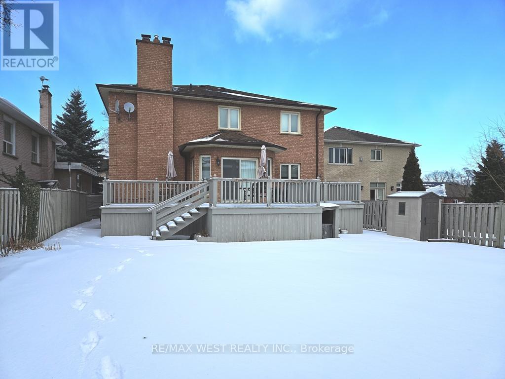 63 Codsell Avenue, Toronto, Ontario  M3H 3V8 - Photo 16 - C11964905