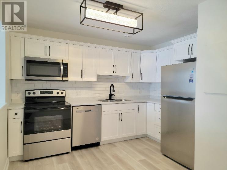 Property at 13 24 Waterview Heights Heights N image 5