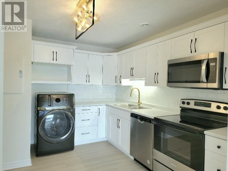 Property at 14 24 Waterview Heights Heights N image 3
