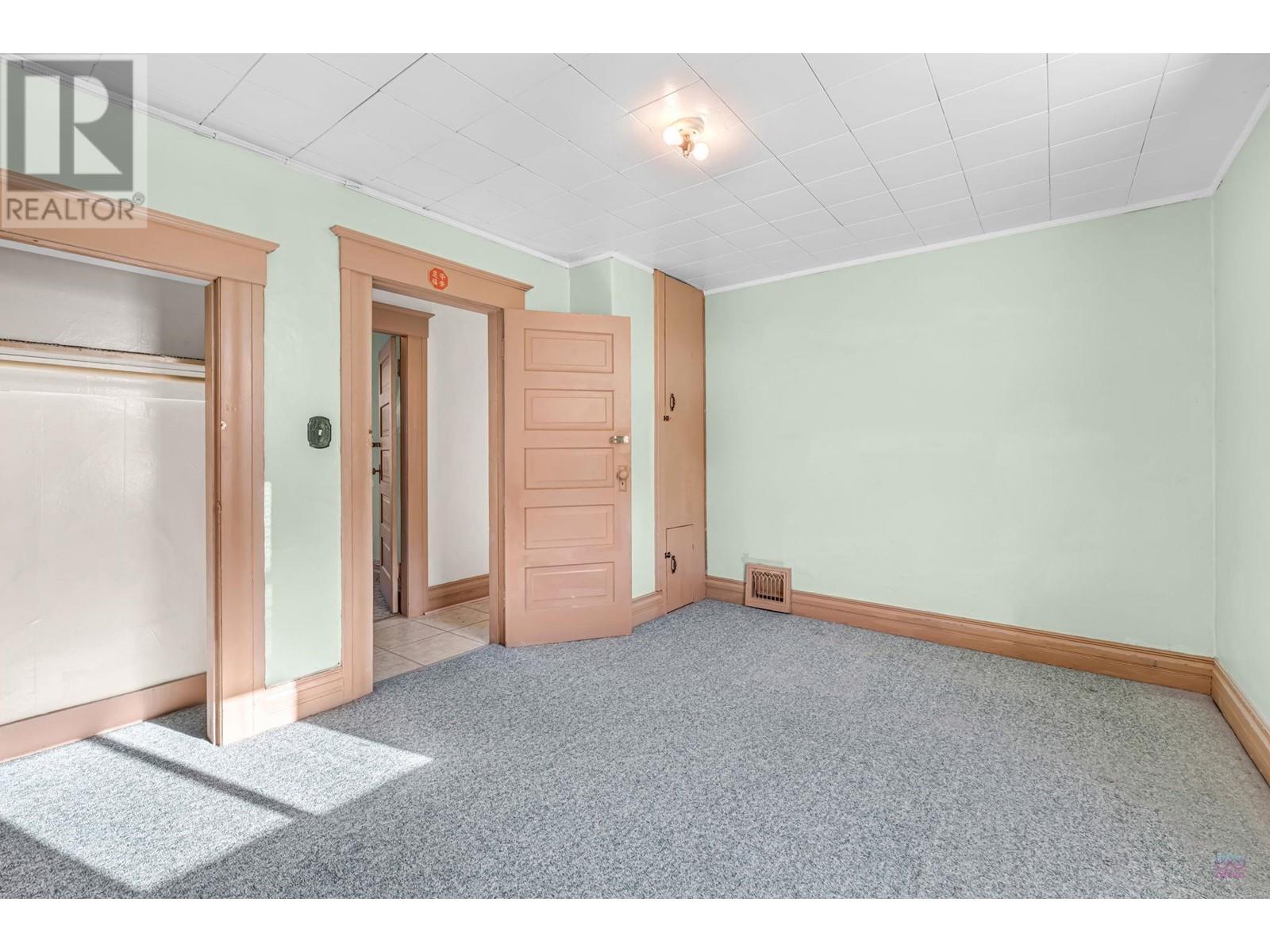 Listing Picture 19 of 37 : 532 UNION STREET, Vancouver / 溫哥華 - 魯藝地產 Yvonne Lu Group - MLS Medallion Club Member